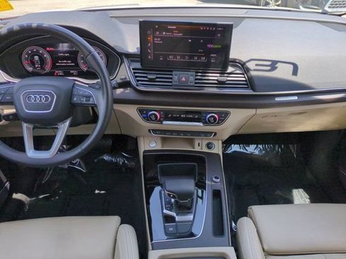 Used 2023 Audi Q5 2.0T Prestige w/ Prestige Package AWD/4WD image 13