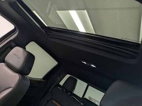 Used 2022 GMC Sierra 1500 AT4 w/ AT4 Premium Package image 21