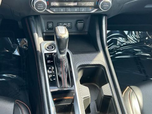 Used 2025 Nissan Sentra SR w/ SR Premium Package FWD image 21