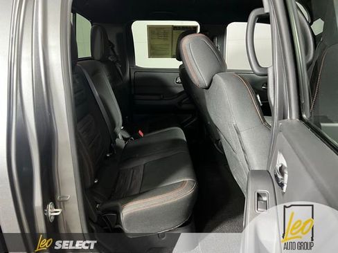 Used 2023 Nissan Frontier PRO-4X w/ Pro Convenience Package AWD/4WD image 20