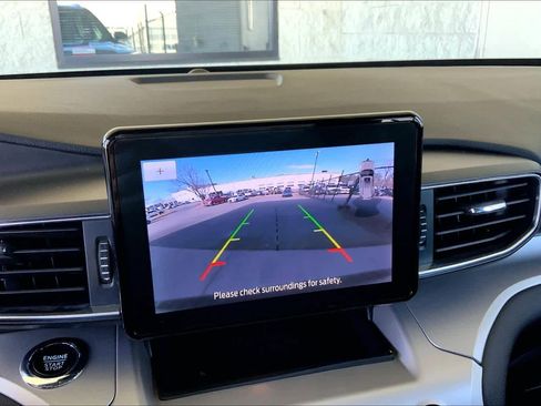 Used 2023 Ford Explorer XLT w/ Equipment Group 202A image 27