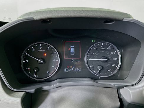 Used 2025 Subaru Crosstrek 2.5i Limited w/ Popular Package #4A image 12