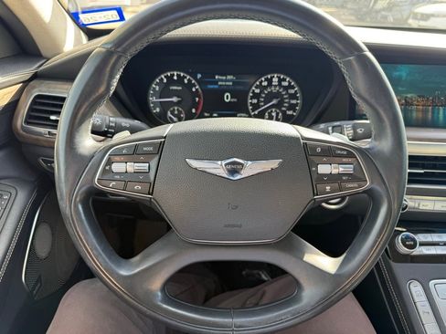 Used 2022 Genesis G90 5.0 Ultimate image 11