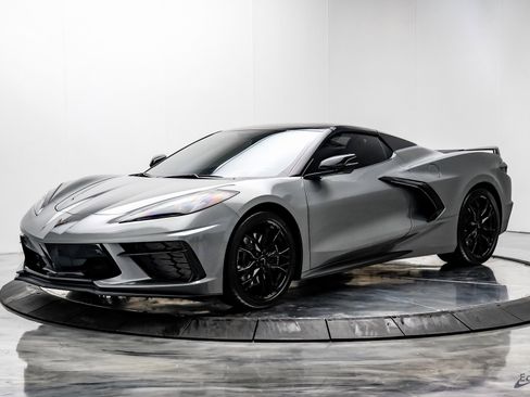 Used 2023 Chevrolet Corvette Stingray Preferred Conv w/ Z51 Performance Package image 4