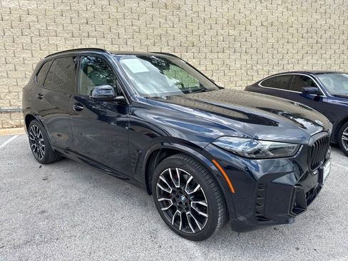 Certified 2024 BMW X5 xDrive40i w/ M Sport Package AWD/4WD image 4