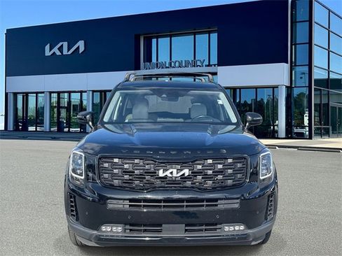 Used 2022 Kia Telluride SX w/ SX Prestige Package image 6