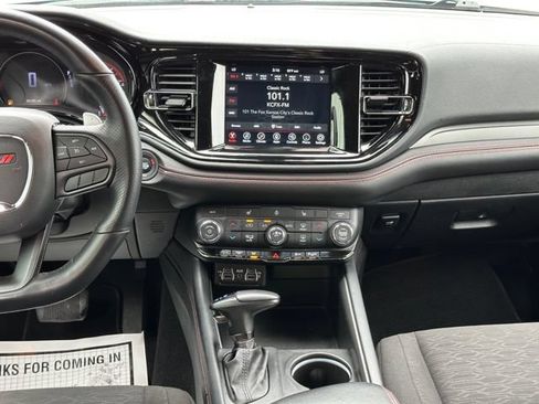 Used 2024 Dodge Durango GT AWD/4WD image 15