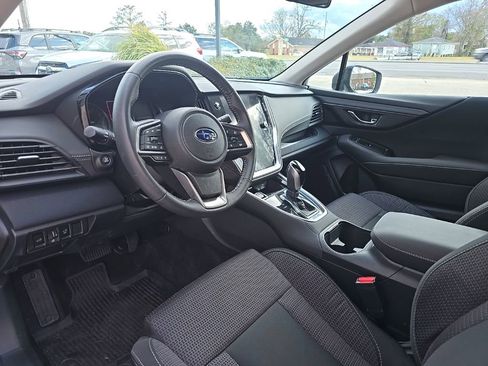 Certified 2025 Subaru Outback Premium image 7
