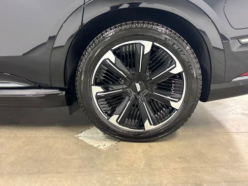 New 2025 Cadillac Escalade IQ Sport 2 image 15