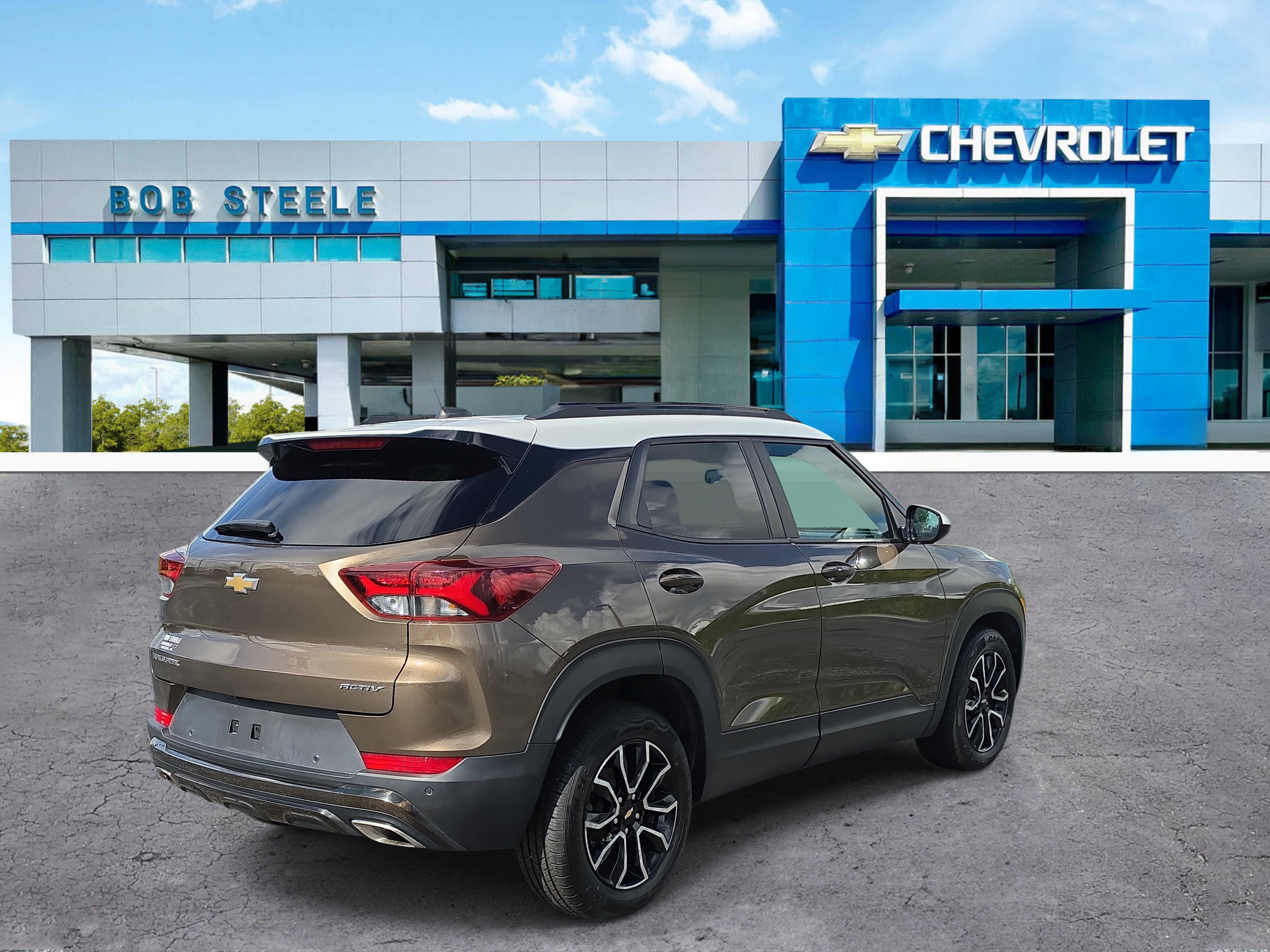 Certified 2022 Chevrolet TrailBlazer ACTIV w/ Sun and Liftgate Package FWD image 4