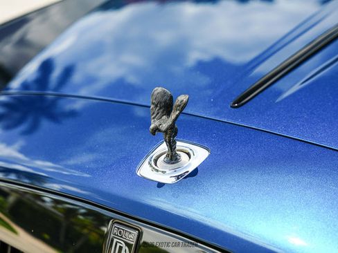 Used 2019 Rolls-Royce Wraith RWD image 63
