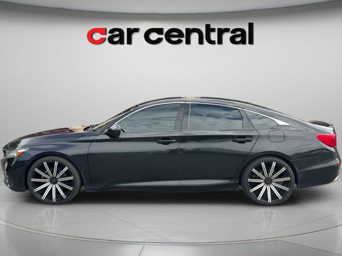 Used 2020 Honda Accord Sport image 2