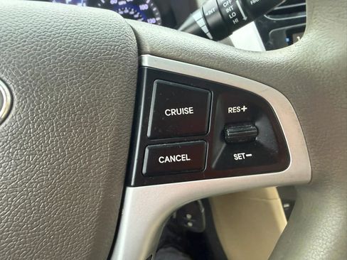 Used 2014 Hyundai Accent GLS w/ Option Group 2 FWD image 15