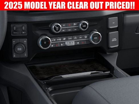 New 2025 Ford F250 Lariat w/ Lariat Ultimate Package image 15
