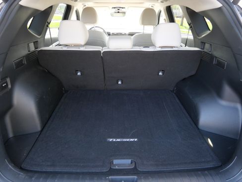 Used 2024 Hyundai Tucson SEL w/ Convenience Package AWD/4WD image 16