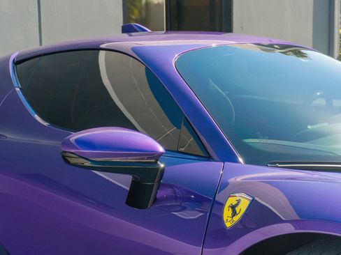 Used 2022 Ferrari SF90 Stradale image 28