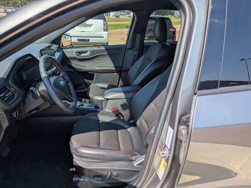 Used 2025 Ford Escape ST-Line w/ Tech Pack #1 image 7