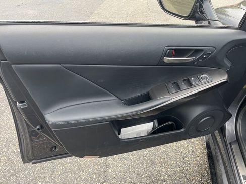 Used 2023 Lexus IS 350 F Sport w/ Memory Package AWD/4WD image 9