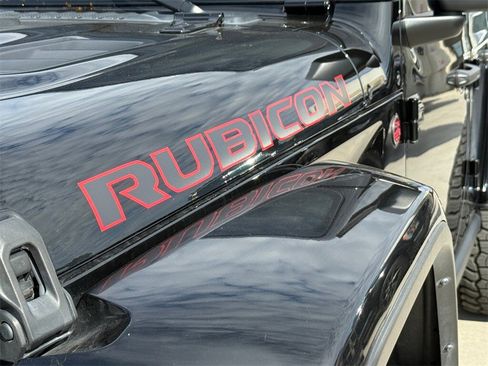 Used 2023 Jeep Wrangler Unlimited Rubicon w/ LED Lighting Group image 4