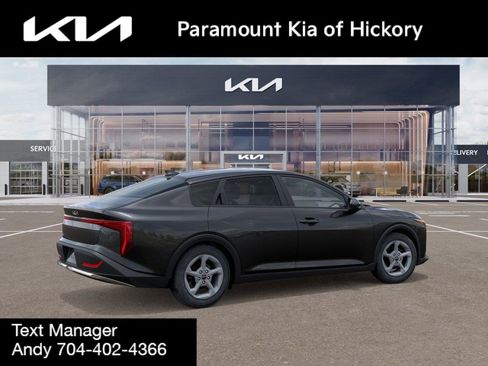 New 2025 Kia K4 FWD image 6