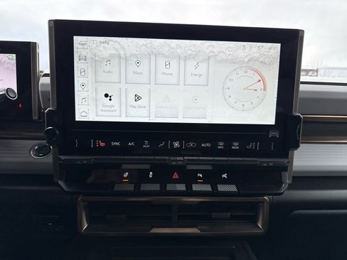 Used 2024 GMC Hummer EV 3X image 11