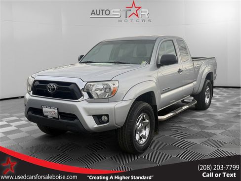 Used 2012 Toyota Tacoma 4x4 Access Cab V6 w/ SR5 Pkg image 1
