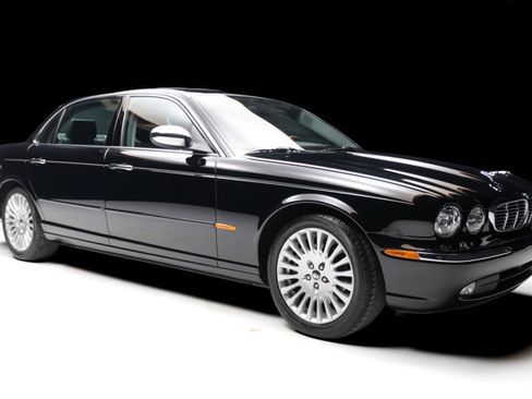 Used 2005 Jaguar XJ8 RWD image 26