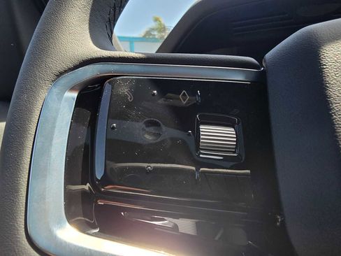 New 2023 Land Rover Discovery Sport SE R-Dynamic image 34