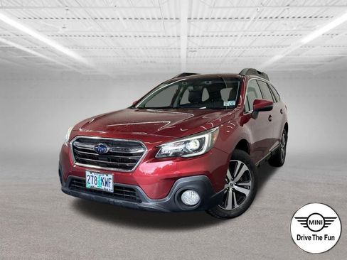 Used 2018 Subaru Outback 2.5i Limited image 1