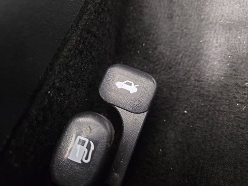 Certified 2025 Kia K4 LXS image 31