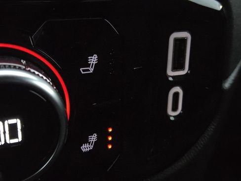 Used 2024 GMC Sierra 1500 Elevation image 7