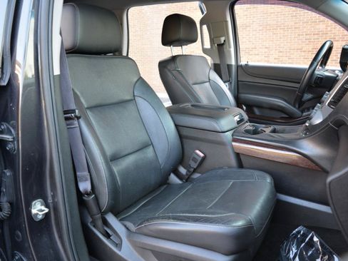 Used 2017 GMC Yukon SLT RWD image 19