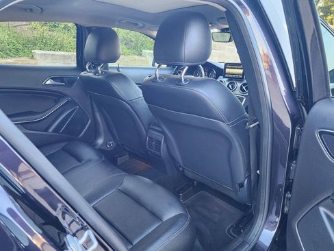 Used 2015 Mercedes-Benz GLA 250 4MATIC image 14