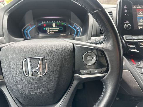 Used 2019 Honda Odyssey Touring image 16