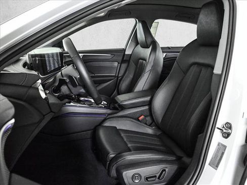 New 2026 Audi A6 Premium Plus AWD/4WD image 17