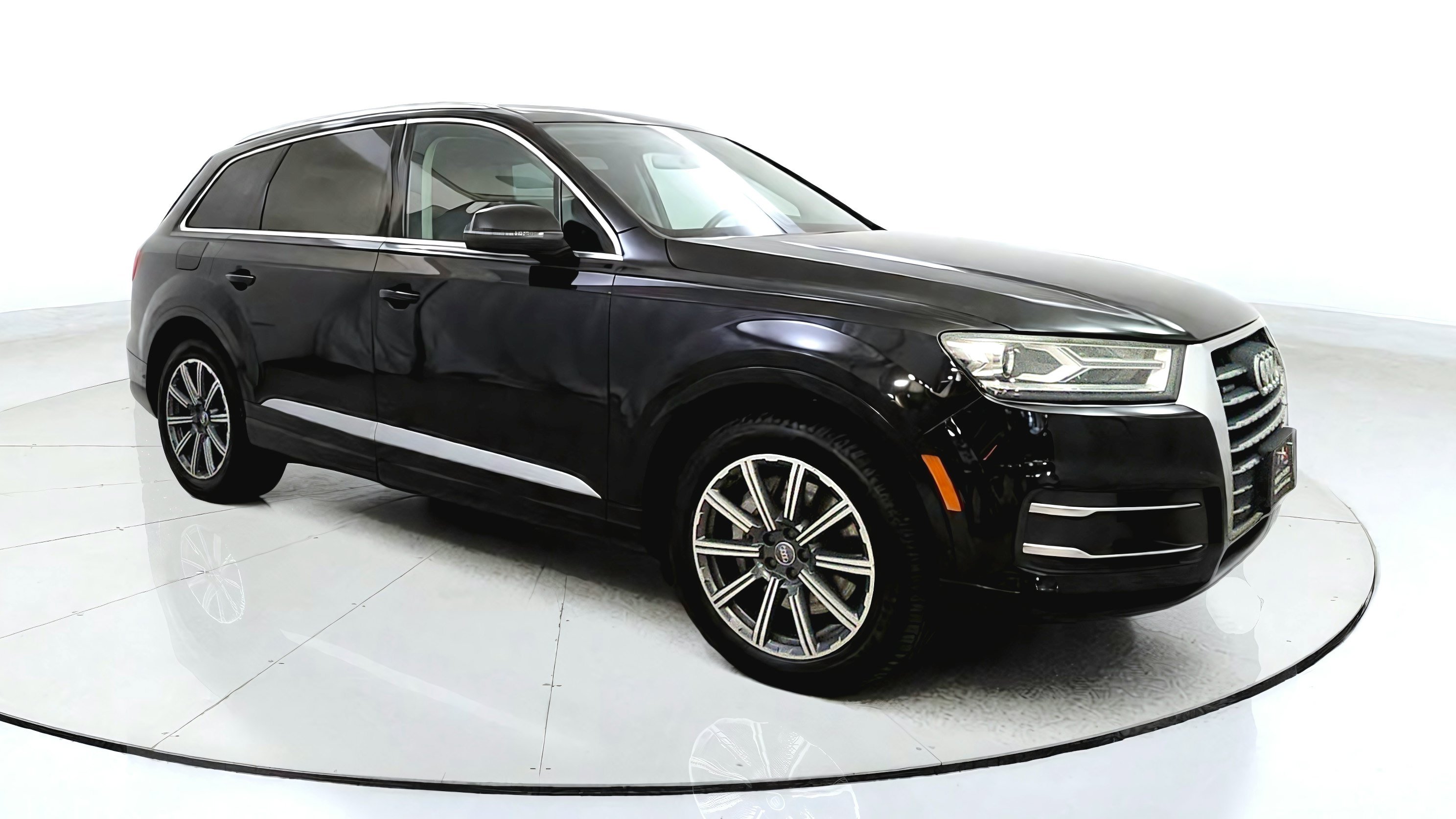 Used 2017 Audi Q7 3.0T Premium Plus AWD/4WD image 1