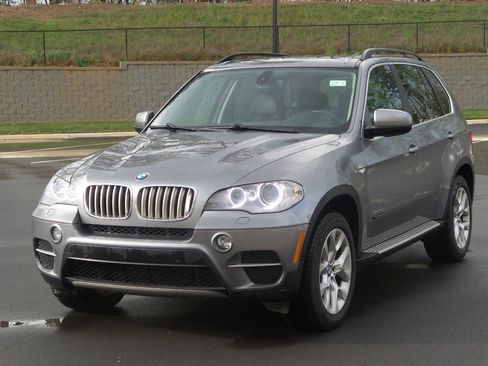 Used 2013 BMW X5 xDrive35i image 6