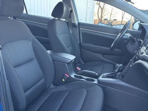 Used 2017 Hyundai Elantra Value Edition image 38