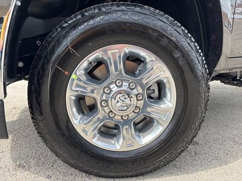 New 2026 RAM 3500 Big Horn AWD/4WD image 10