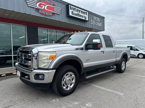 Used 2015 Ford F250 Lariat w/ Chrome Package image 1