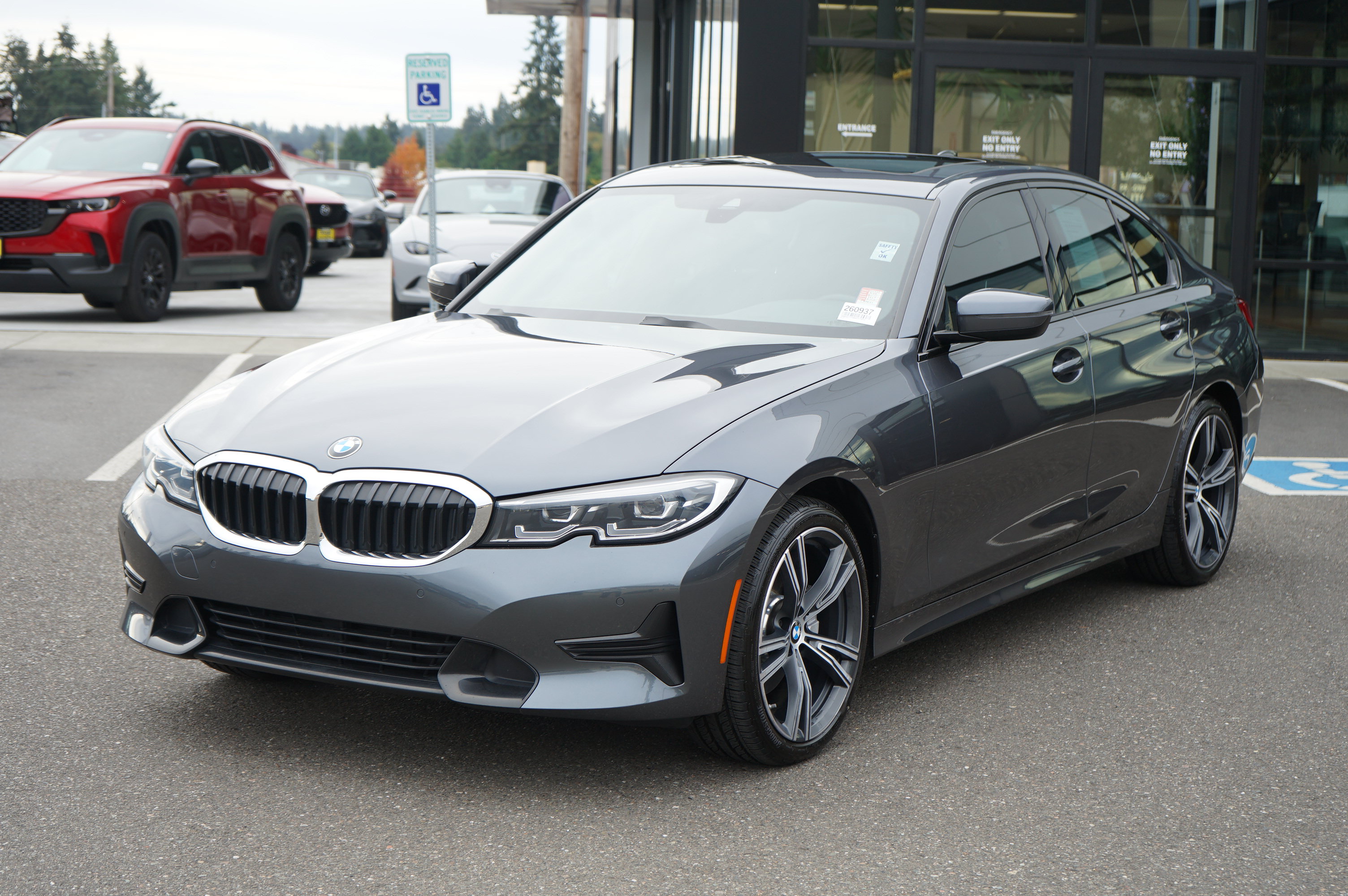 Used 2022 BMW 330i xDrive Sedan w/ Premium Package 2 AWD/4WD image 8