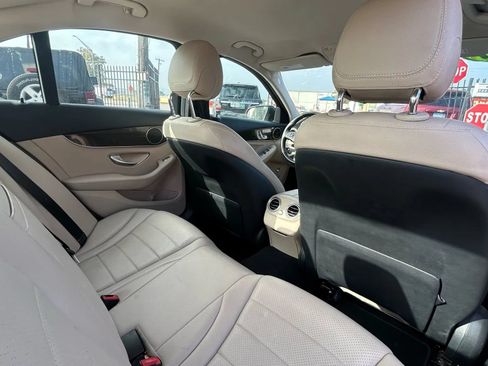 Used 2017 Mercedes-Benz C 300 Sedan image 11