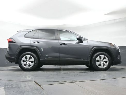 Used 2023 Toyota RAV4 LE AWD/4WD image 32