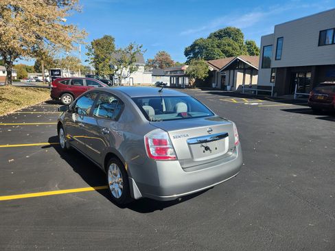 Used 2010 Nissan Sentra 2.0 S w/ Convenience Pkg image 7