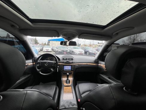 Used 2008 Mercedes-Benz E 350 Sedan image 15