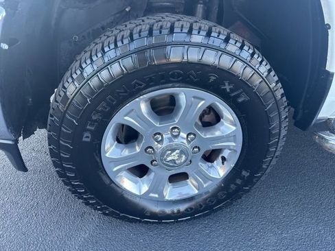 Used 2024 RAM 2500 Big Horn image 36