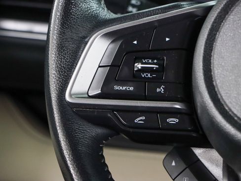Used 2022 Subaru Ascent Limited AWD/4WD image 13