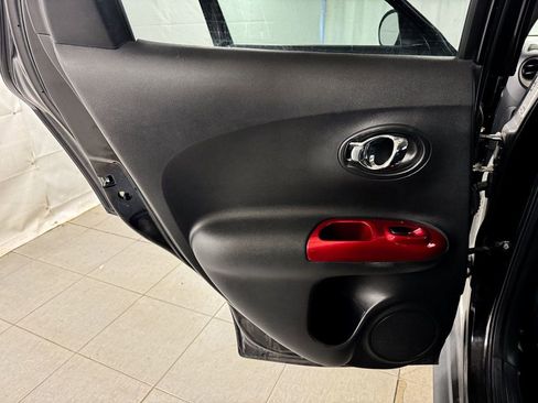 Used 2014 Nissan Juke SV w/ Navigation Package image 13