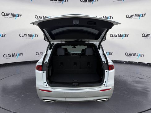Used 2023 Buick Enclave Premium w/ Experience Buick Package image 16