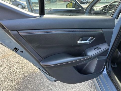 Certified 2025 Nissan Sentra SR w/ SR Premium Package image 20